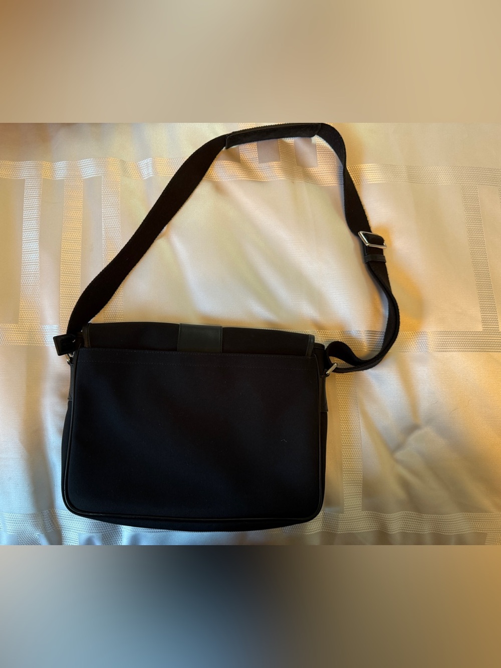 Like New, Vintage Coach Black Nylon & Leather Messenger Bag (H35-6411) - Picture 2 of 6